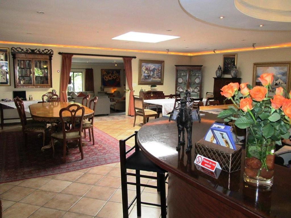 Elizabeth Manor Guest House Johannesburg Exterior foto